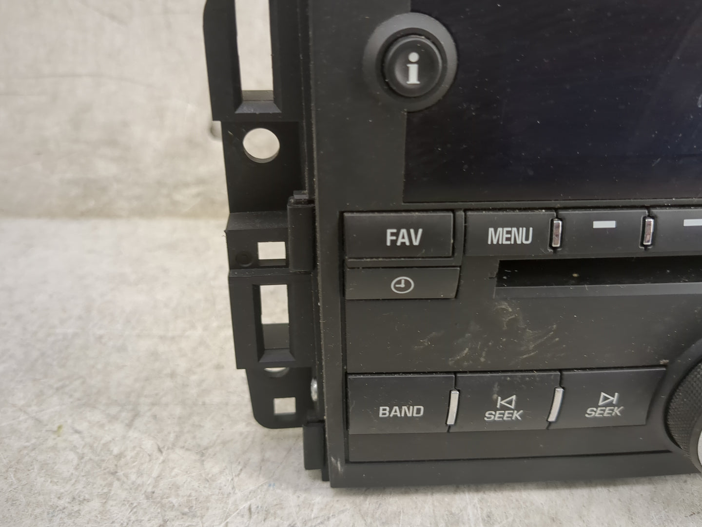 2013-2016 Chevrolet Impala Radio AM FM Cd Player Receiver Replacement Fits Fits 2013 2014 2015 2016 OEM Used Auto Parts - Oe