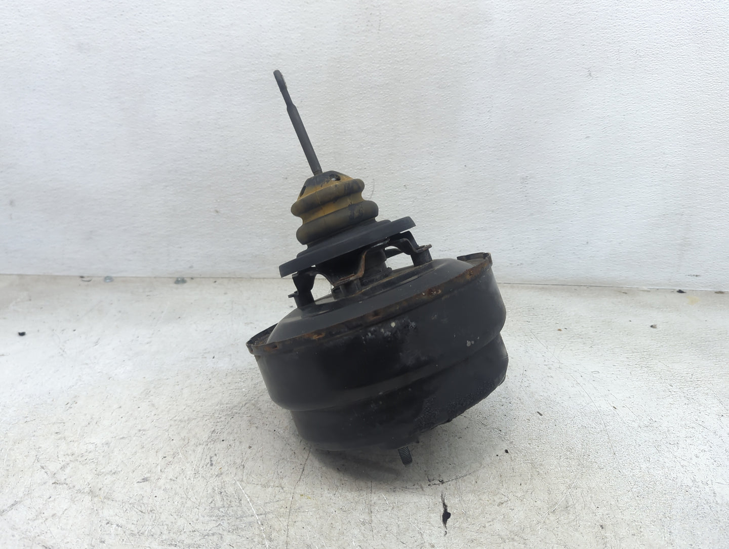 2012-2016 Chevrolet Impala Power Brake Booster Oem 1239211 - Oemusedautoparts1.com