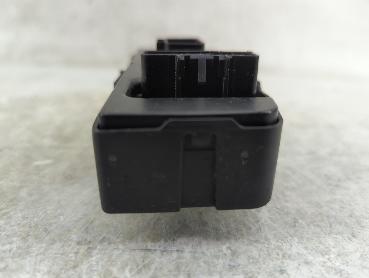 2009-2016 Chevrolet Impala Master Power Window Switch Replacement Driver Side Left Fits OEM Used Auto Parts - Oemusedautopar