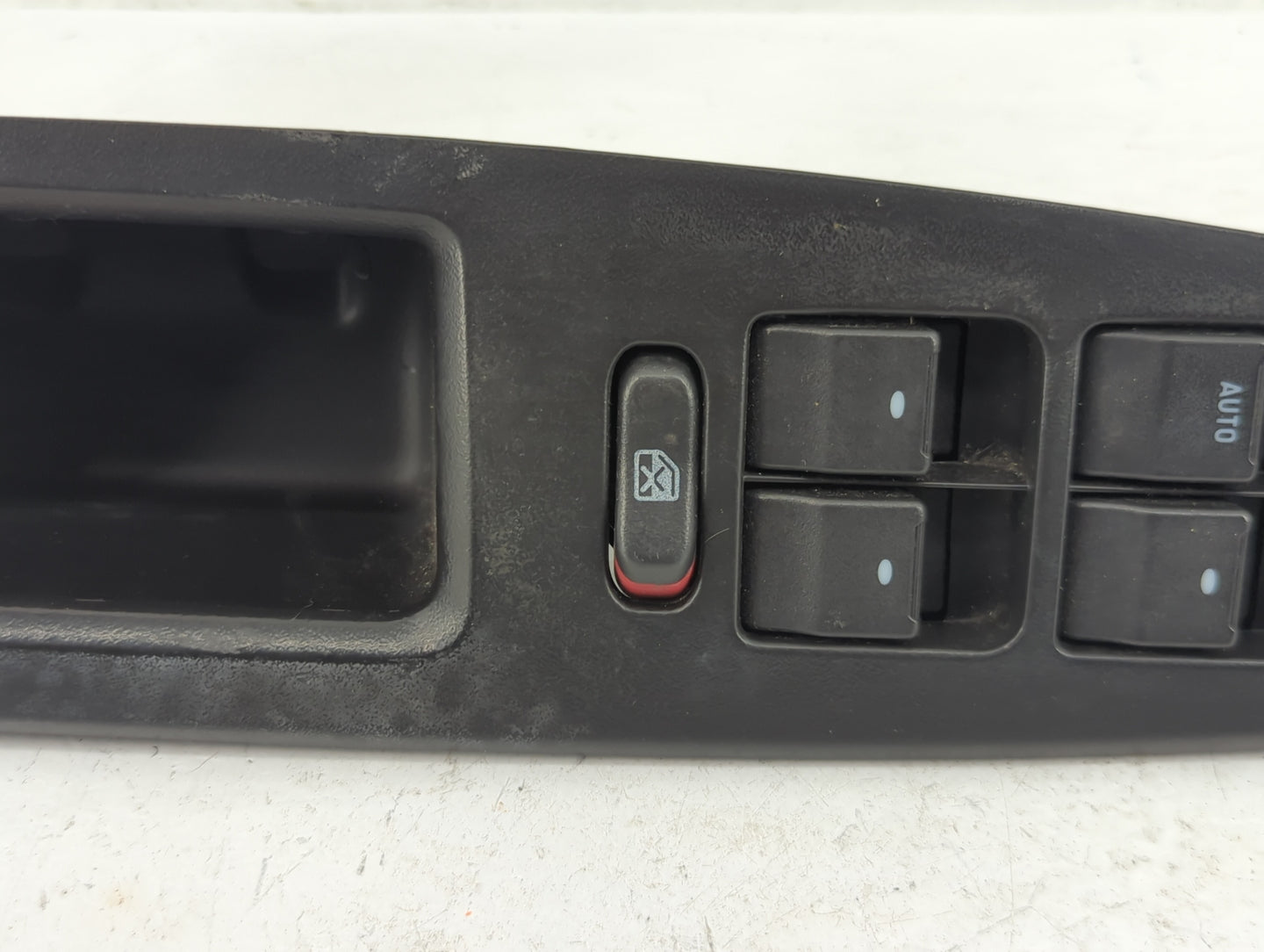 2009-2016 Chevrolet Impala Master Power Window Switch Replacement Driver Side Left Fits OEM Used Auto Parts - Oemusedautopar