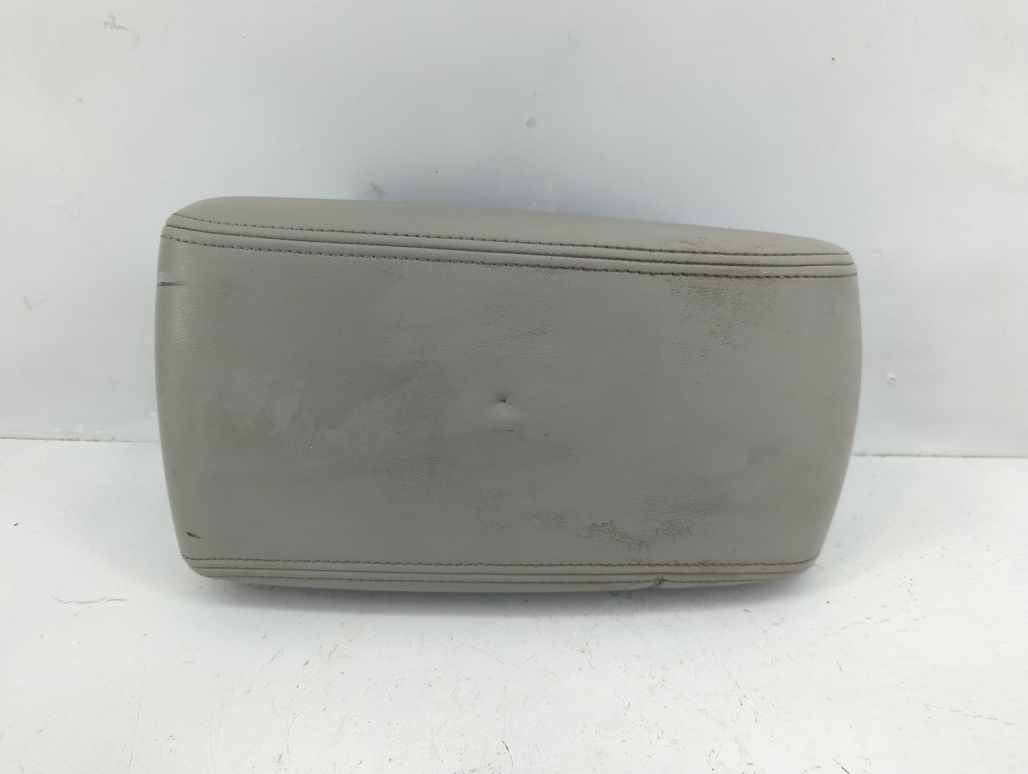 2007-2016 Chevrolet Impala Center Console Armrest Cover Lid Fits Fits 2007 2008 2009 2010 2011 2012 2013 2014 2015 2016 OEM 