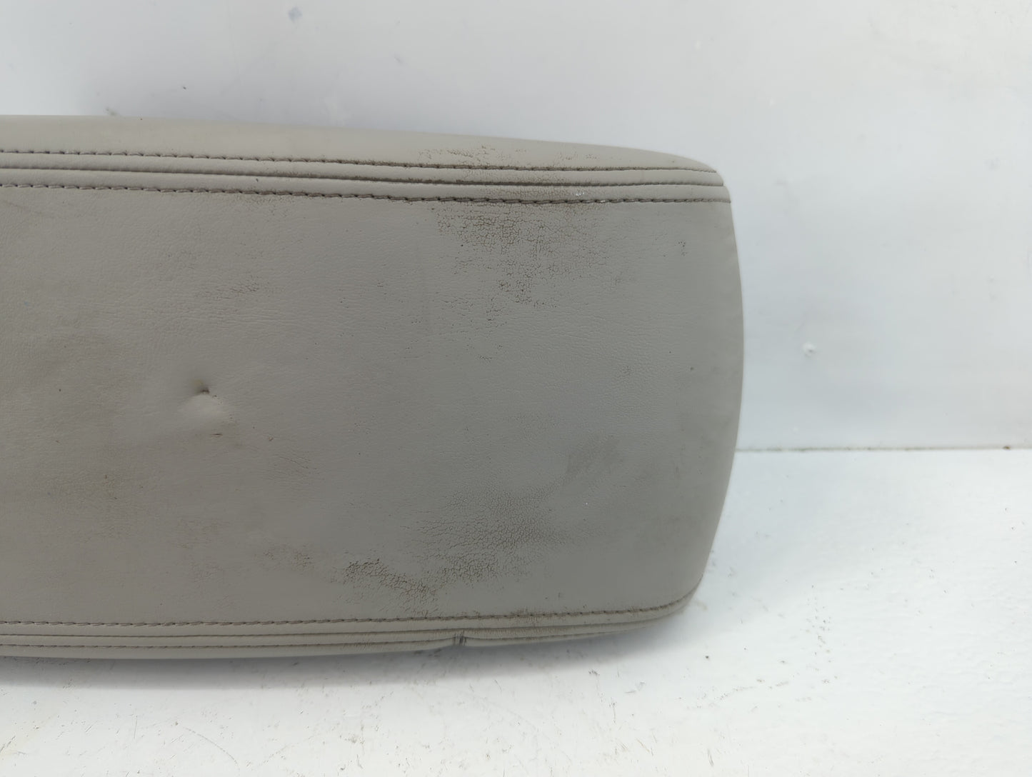 2007-2016 Chevrolet Impala Center Console Armrest Cover Lid Fits Fits 2007 2008 2009 2010 2011 2012 2013 2014 2015 2016 OEM 