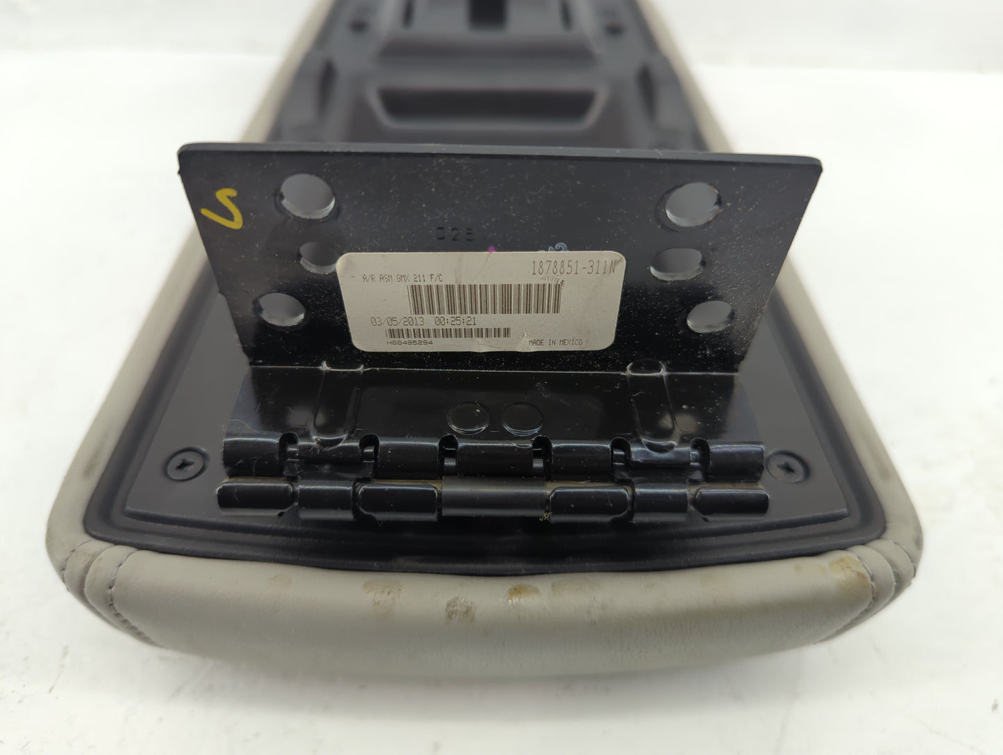 2007-2016 Chevrolet Impala Center Console Armrest Cover Lid Fits Fits 2007 2008 2009 2010 2011 2012 2013 2014 2015 2016 OEM 