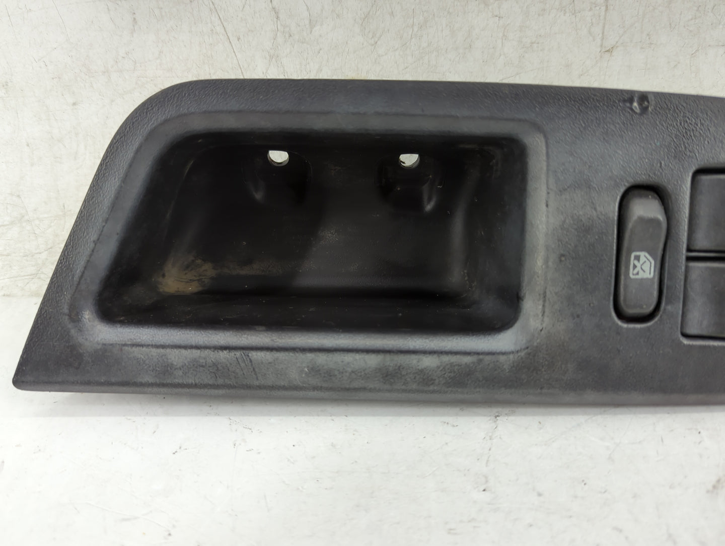 2000-2016 Chevrolet Impala Master Power Window Switch Replacement Driver Side Left Fits OEM Used Auto Parts - Oemusedautopar