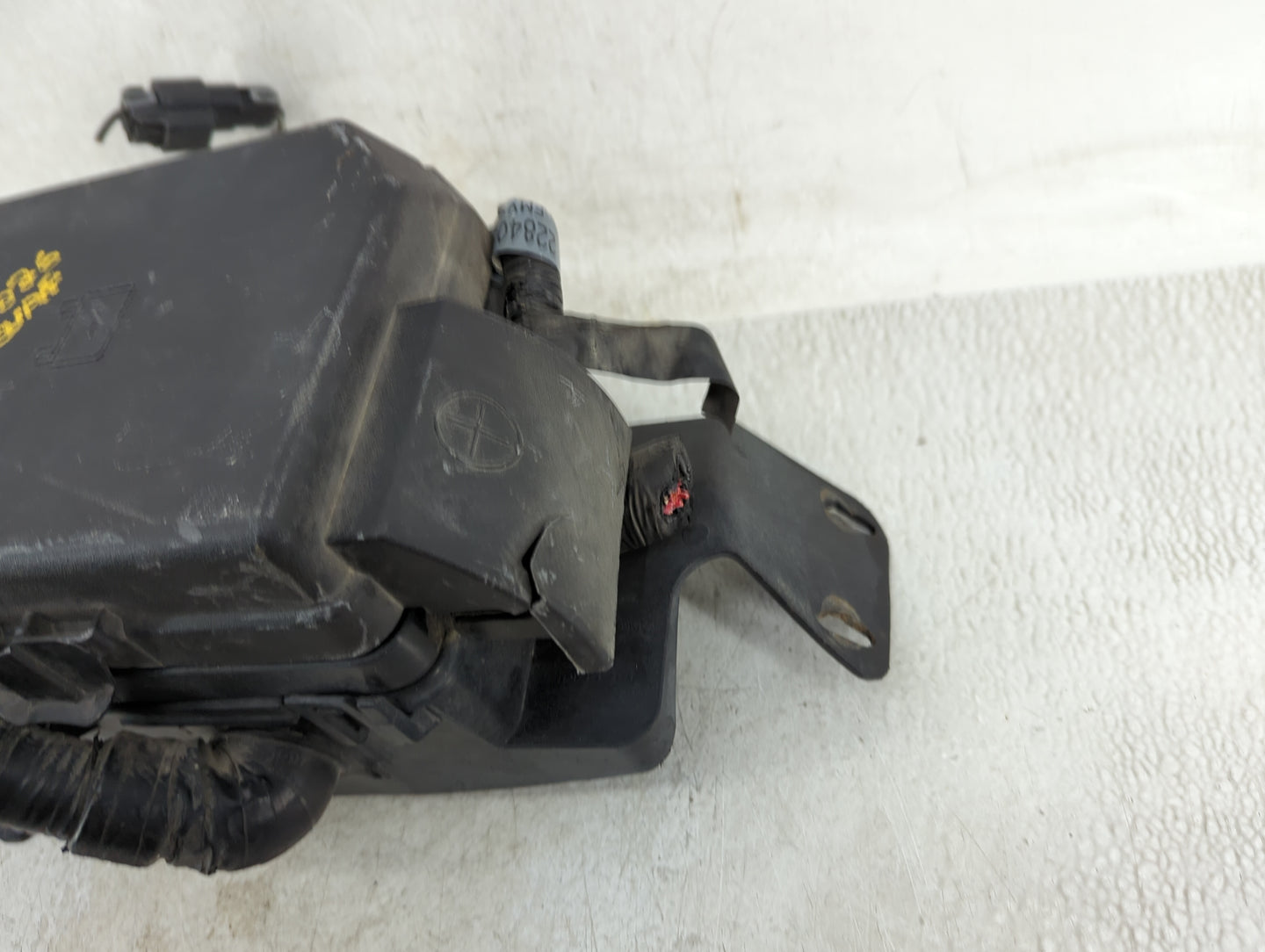 2012-2016 Chevrolet Impala Fusebox Fuse Box Panel Relay Module Fits Fits 2012 2013 2014 2015 2016 OEM Used Auto Parts - Oemu