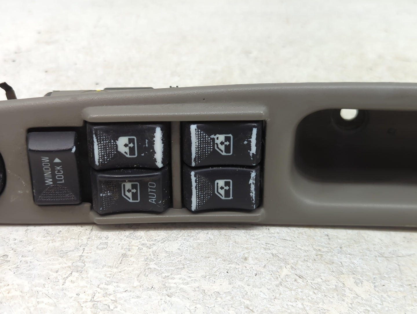 2000-2016 Chevrolet Impala Master Power Window Switch Replacement Driver Side Left Fits OEM Used Auto Parts - Oemusedautopar