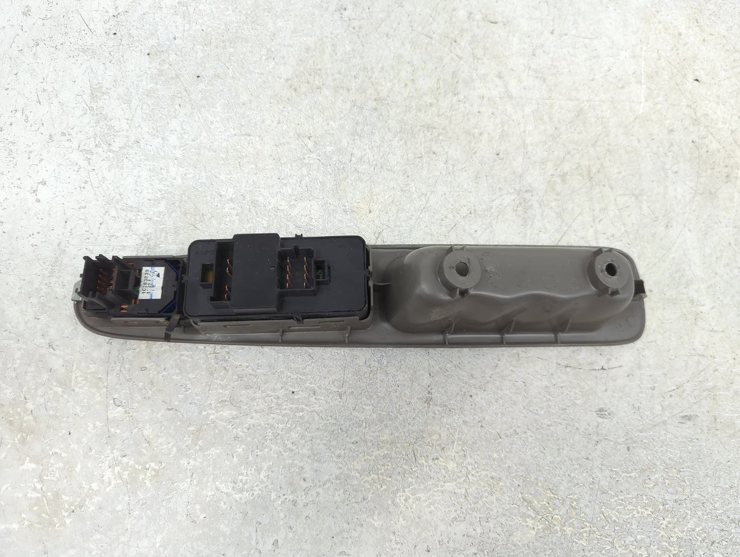 2000-2016 Chevrolet Impala Master Power Window Switch Replacement Driver Side Left Fits OEM Used Auto Parts - Oemusedautopar