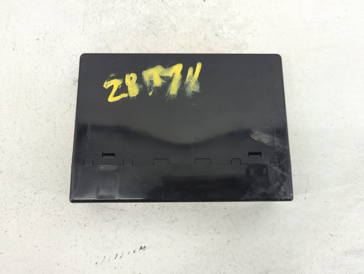 2006-2013 Chevrolet Impala Body Control Module Bcm Inner Cabin Fuse Box - Oemusedautoparts1.com