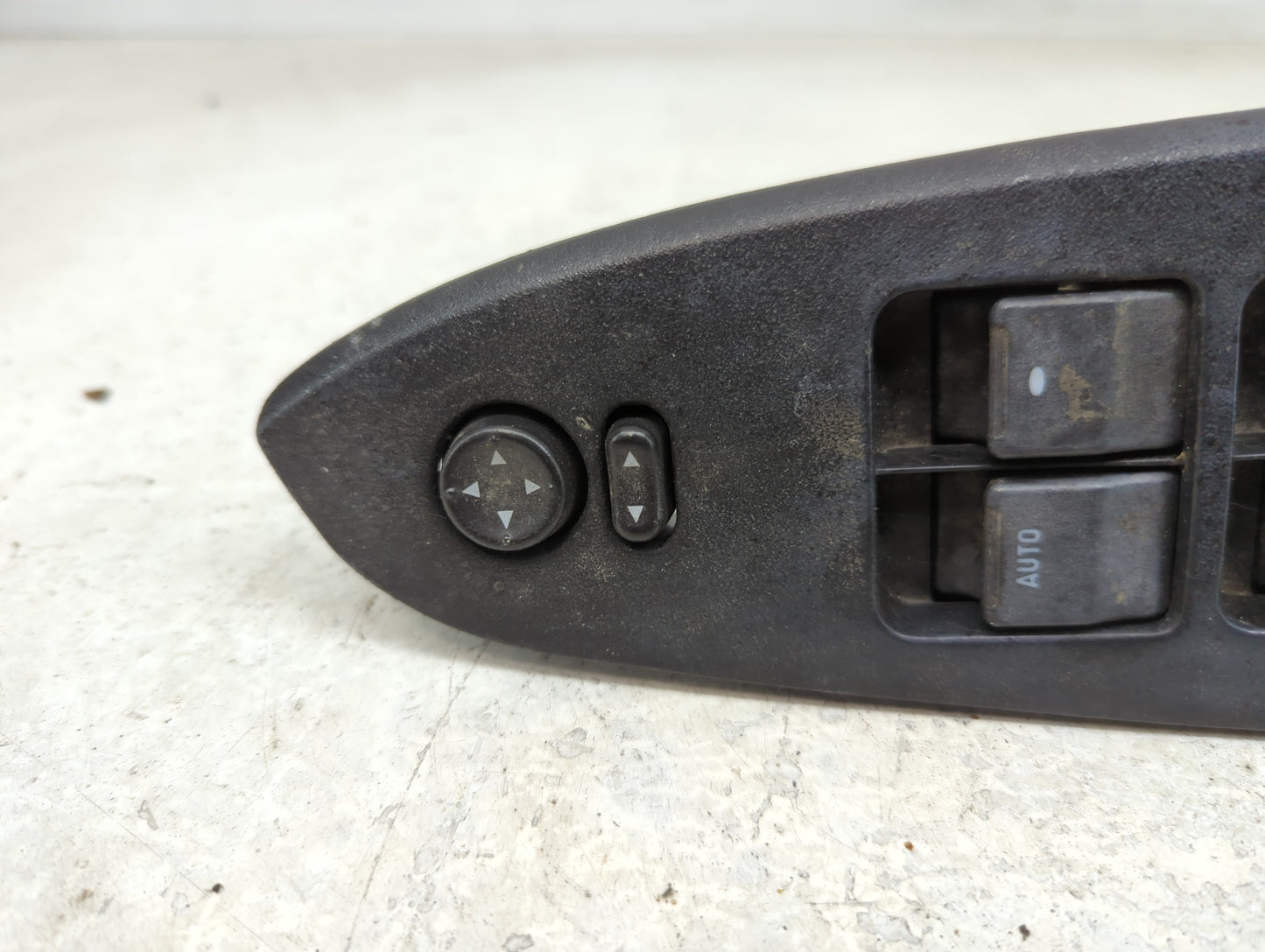 2000-2016 Chevrolet Impala Master Power Window Switch Replacement Driver Side Left Fits OEM Used Auto Parts - Oemusedautopar