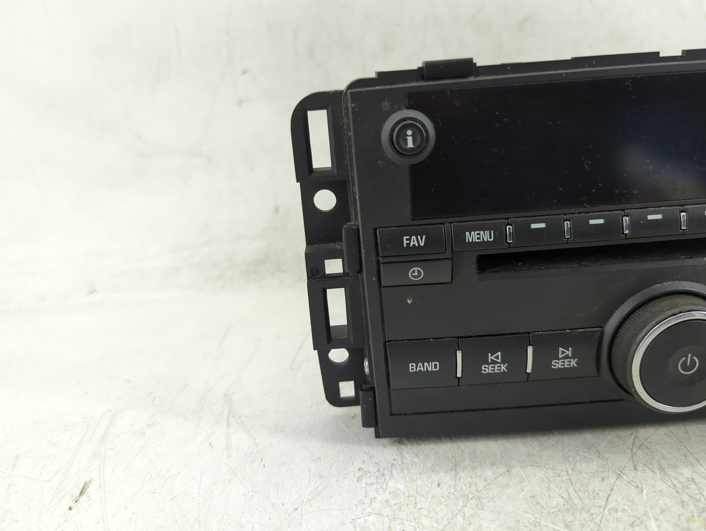 2011-2012 Chevrolet Impala Radio AM FM Cd Player Receiver Replacement Fits Fits 2011 2012 OEM Used Auto Parts - Oemusedautop