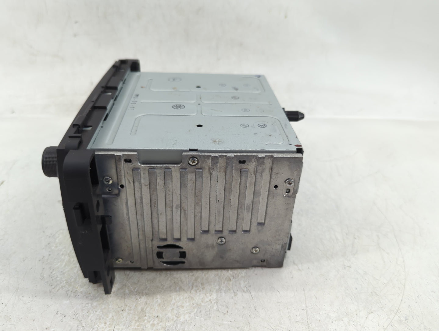 2011-2012 Chevrolet Impala Radio AM FM Cd Player Receiver Replacement Fits Fits 2011 2012 OEM Used Auto Parts - Oemusedautop