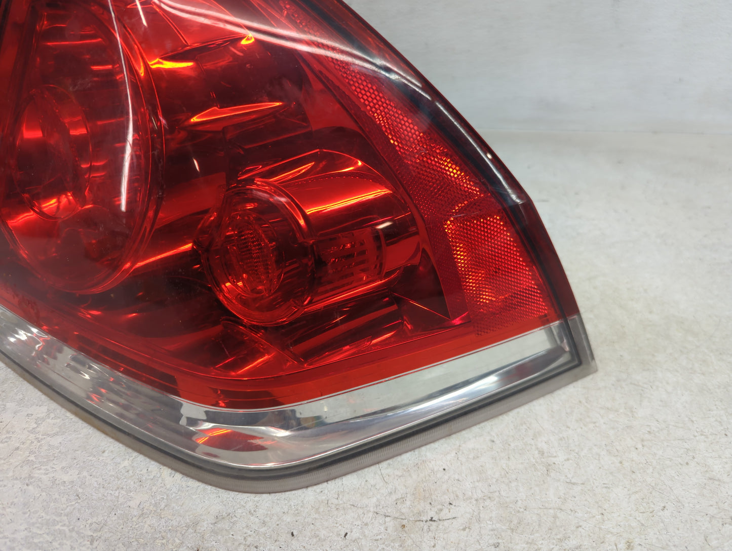 2006-2016 Chevrolet Impala Tail Light Assembly Passenger Right OEM Fits OEM Used Auto Parts - Oemusedautoparts1.com