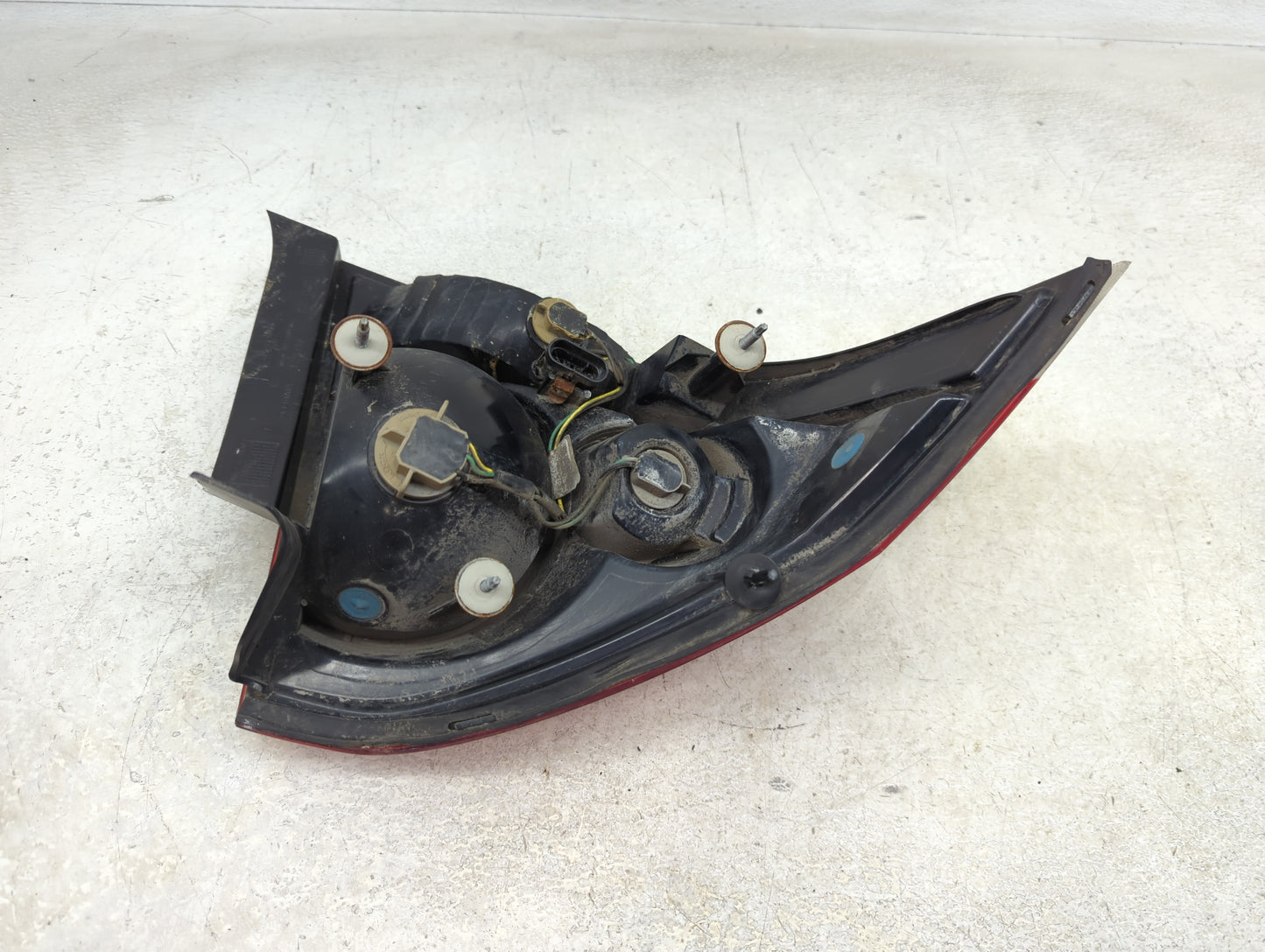 2006-2016 Chevrolet Impala Tail Light Assembly Passenger Right OEM Fits OEM Used Auto Parts - Oemusedautoparts1.com