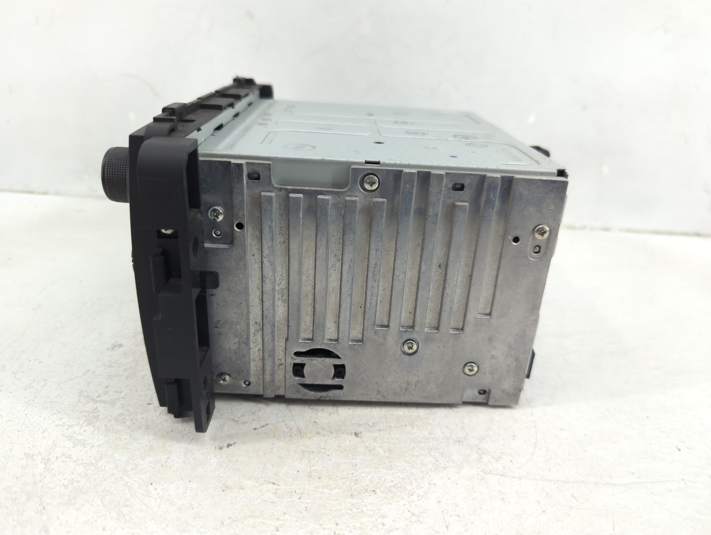 2009-2016 Chevrolet Impala Radio AM FM Cd Player Receiver Replacement Fits Fits 2009 2010 2011 2012 2013 2014 2015 2016 OEM 