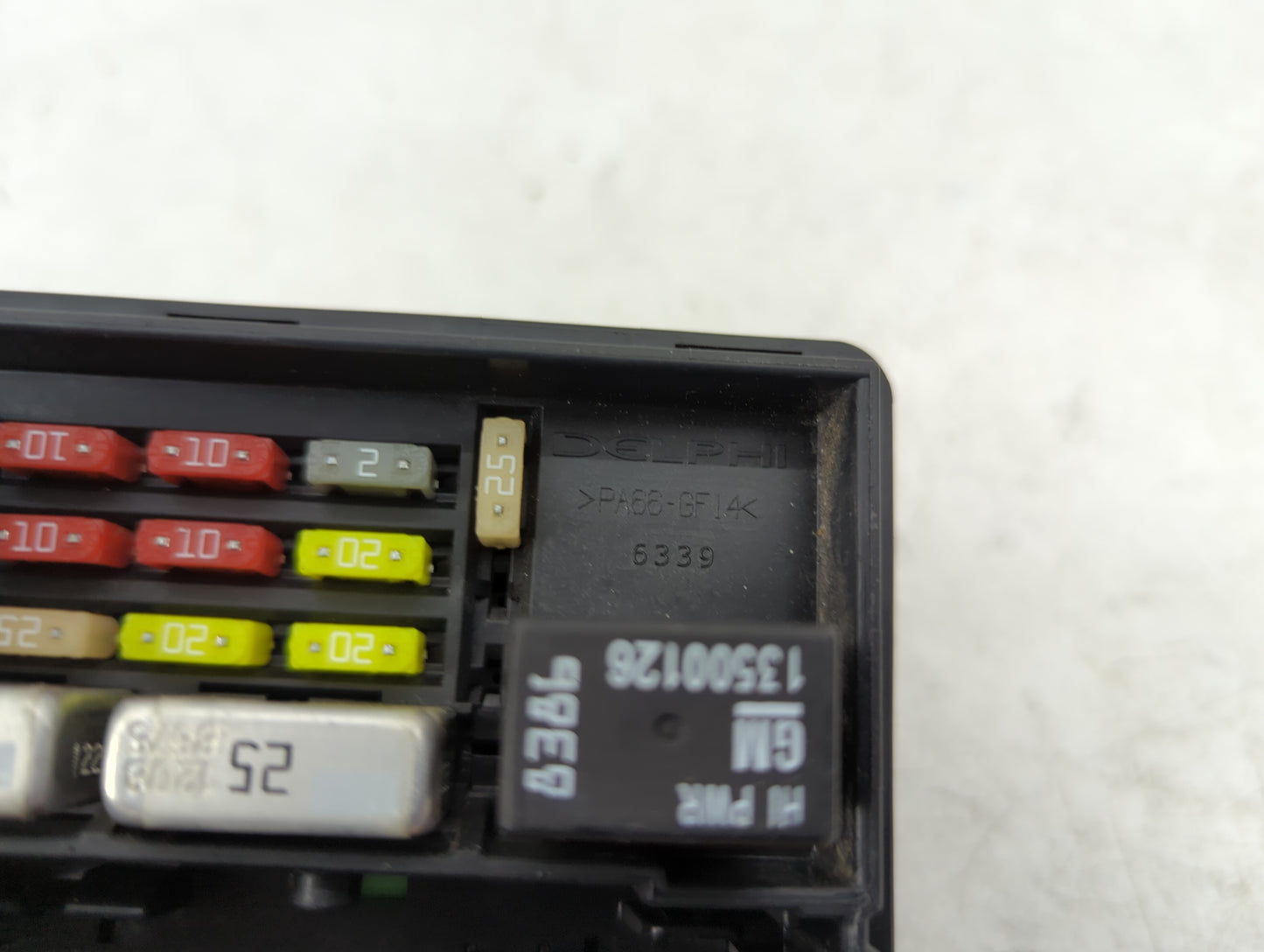2006-2013 Chevrolet Impala Body Control Module Bcm Inner Cabin Fuse Box - Oemusedautoparts1.com