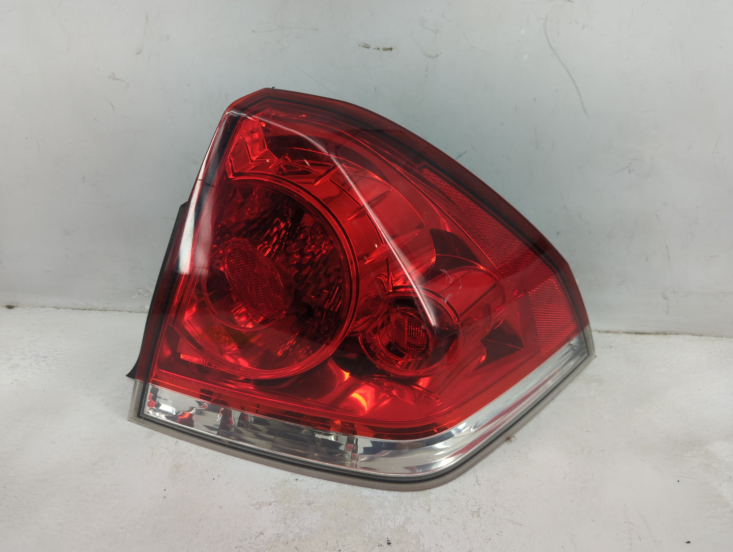 2006-2016 Chevrolet Impala Tail Light Assembly Passenger Right OEM Fits OEM Used Auto Parts - Oemusedautoparts1.com