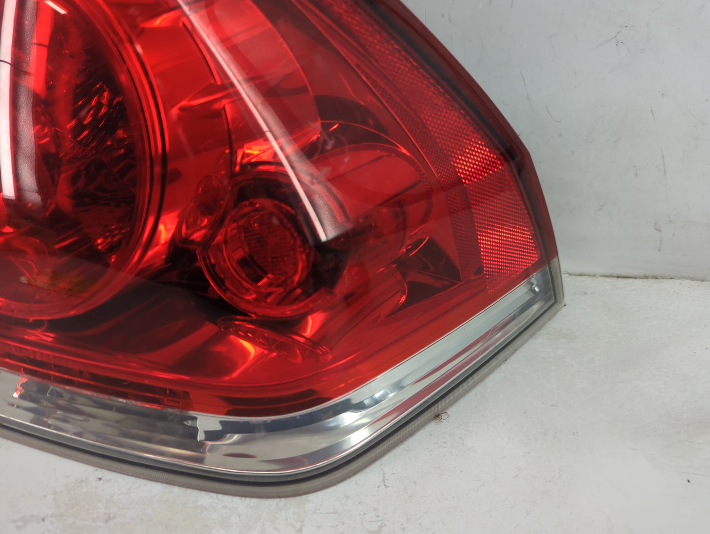2006-2016 Chevrolet Impala Tail Light Assembly Passenger Right OEM Fits OEM Used Auto Parts - Oemusedautoparts1.com