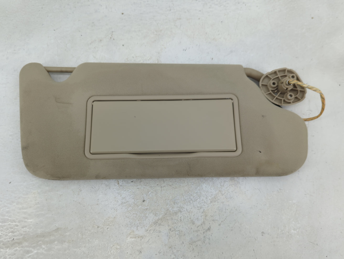 2006-2016 Chevrolet Impala Sun Visor Shade Replacement Passenger Right Mirror Fits OEM Used Auto Parts - Oemusedautoparts1.c