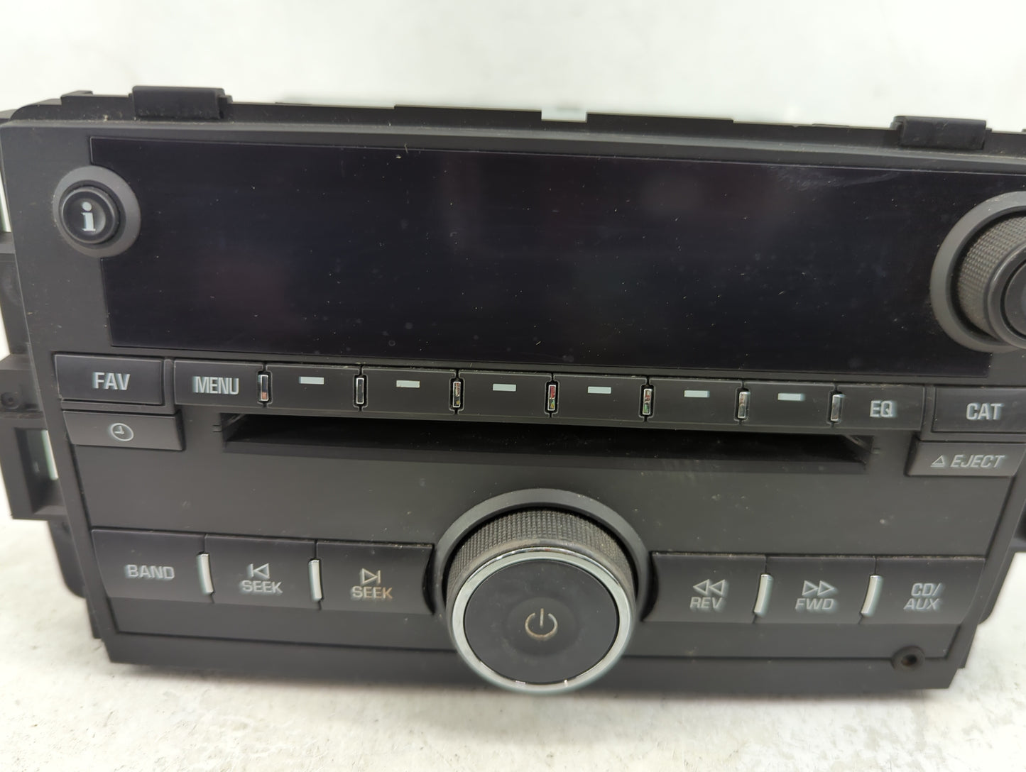 2009-2010 Chevrolet Impala Radio AM FM Cd Player Receiver Replacement Fits Fits 2009 2010 OEM Used Auto Parts - Oemusedautop