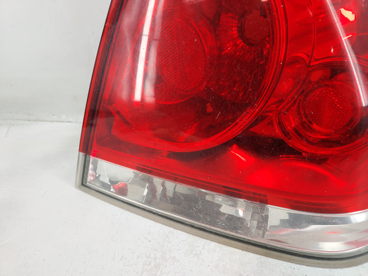 2006-2016 Chevrolet Impala Driver Left Side Deck Lid Mounted Tail Light - Oemusedautoparts1.com