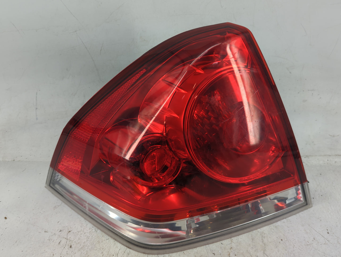 0 Chevrolet Impala Limited Tail Light Assembly Driver Left OEM Fits Fits 206 2007 2008 2009 2010 2011 2012 2013 2014 2015 20