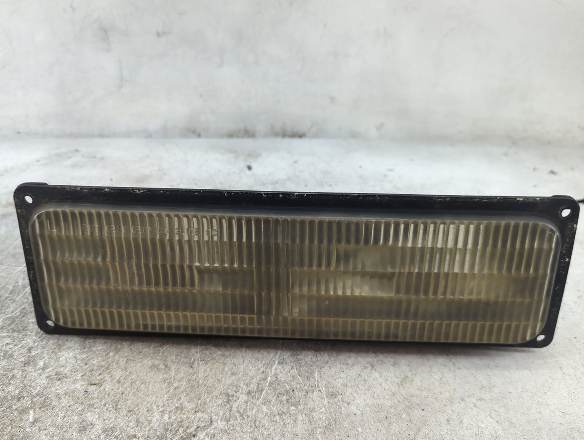 Chevrolet K1500 Driver Left Oem Front Light Lamp - Oemusedautoparts1.com