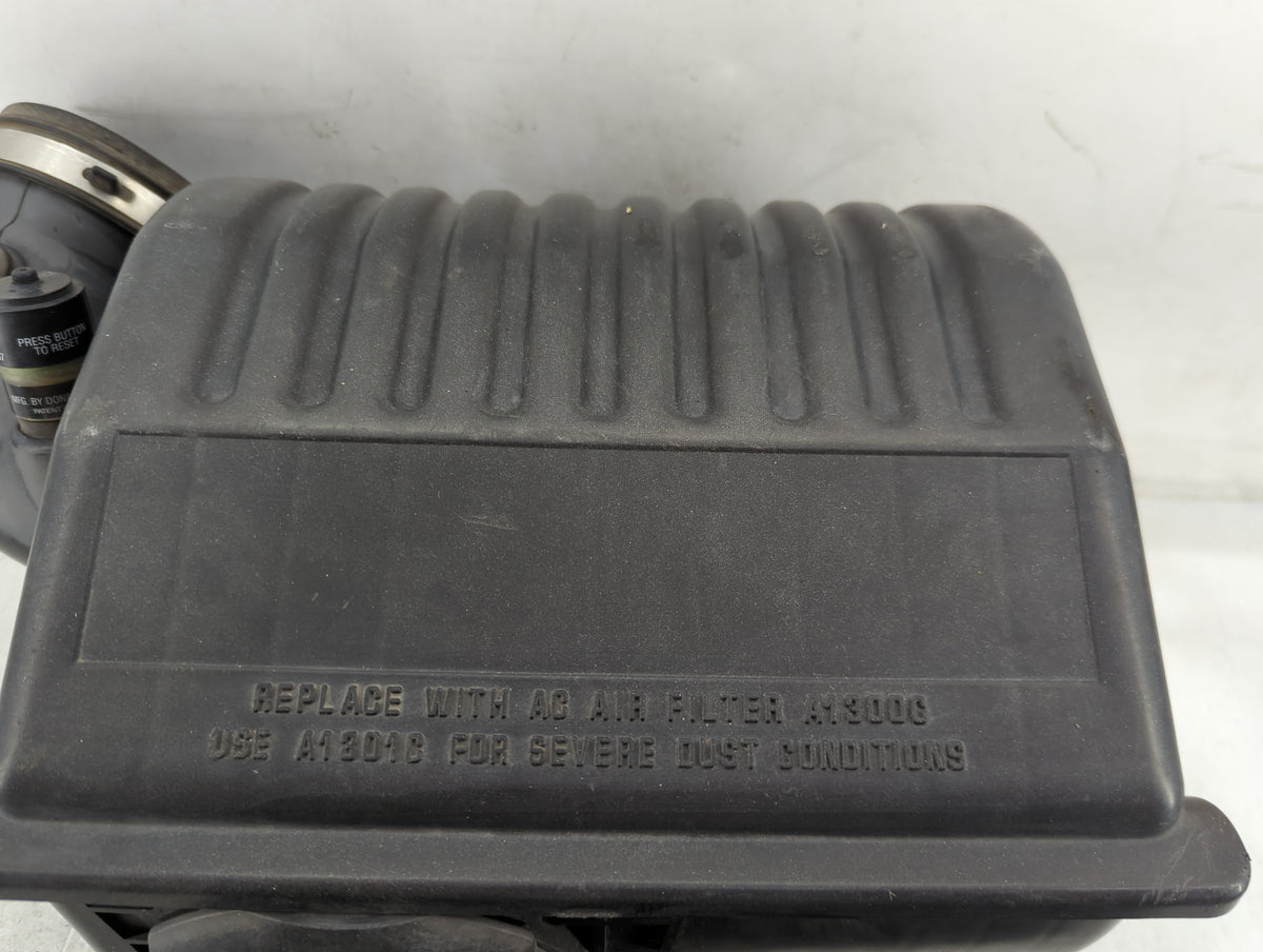 Chevrolet K1500 Air Cleaner Intake-duct Hose Tube - Oemusedautoparts1.com