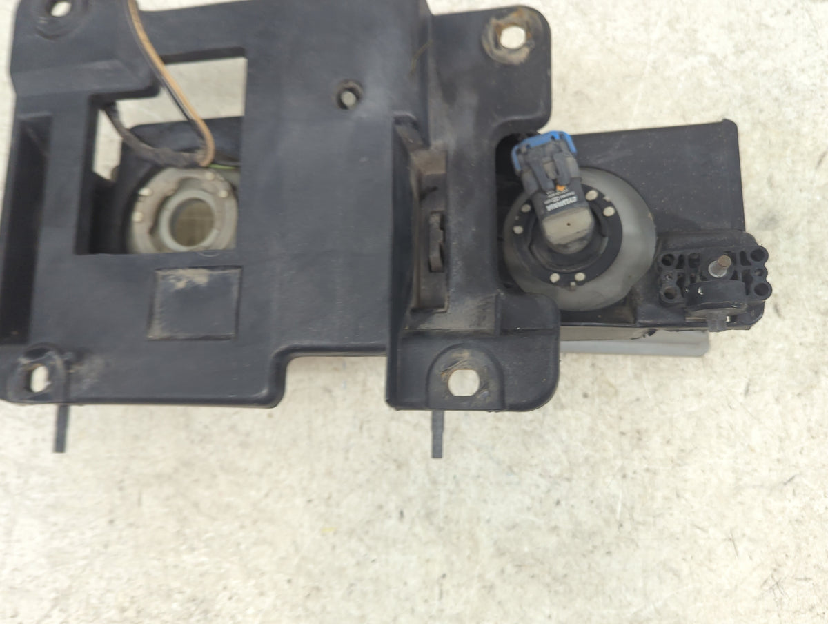 Chevrolet K1500 Driver Left Oem Head Light Headlight Lamp 1228046 - Oemusedautoparts1.com