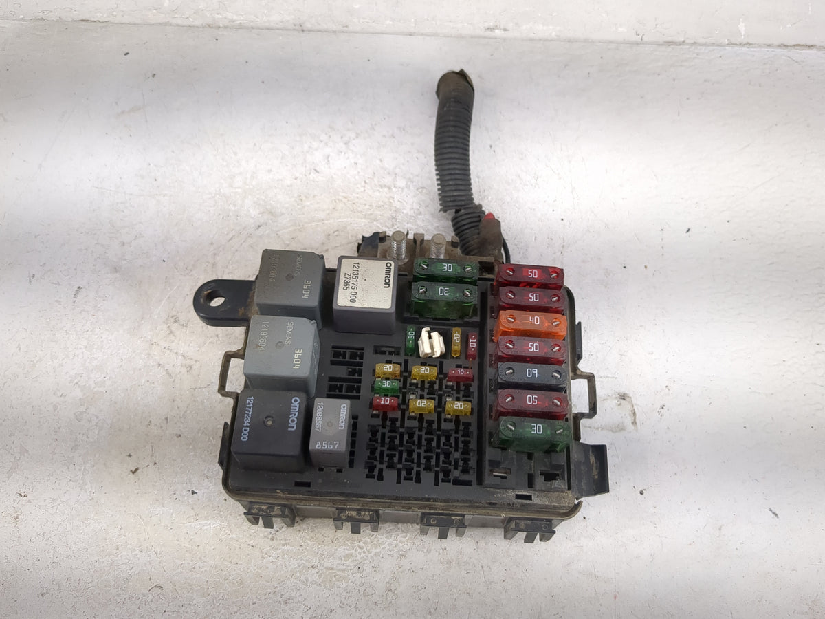 0 Chevrolet K3500 Fusebox Fuse Box Panel Relay Module Fits OEM Used Auto Parts - Oemusedautoparts1.com