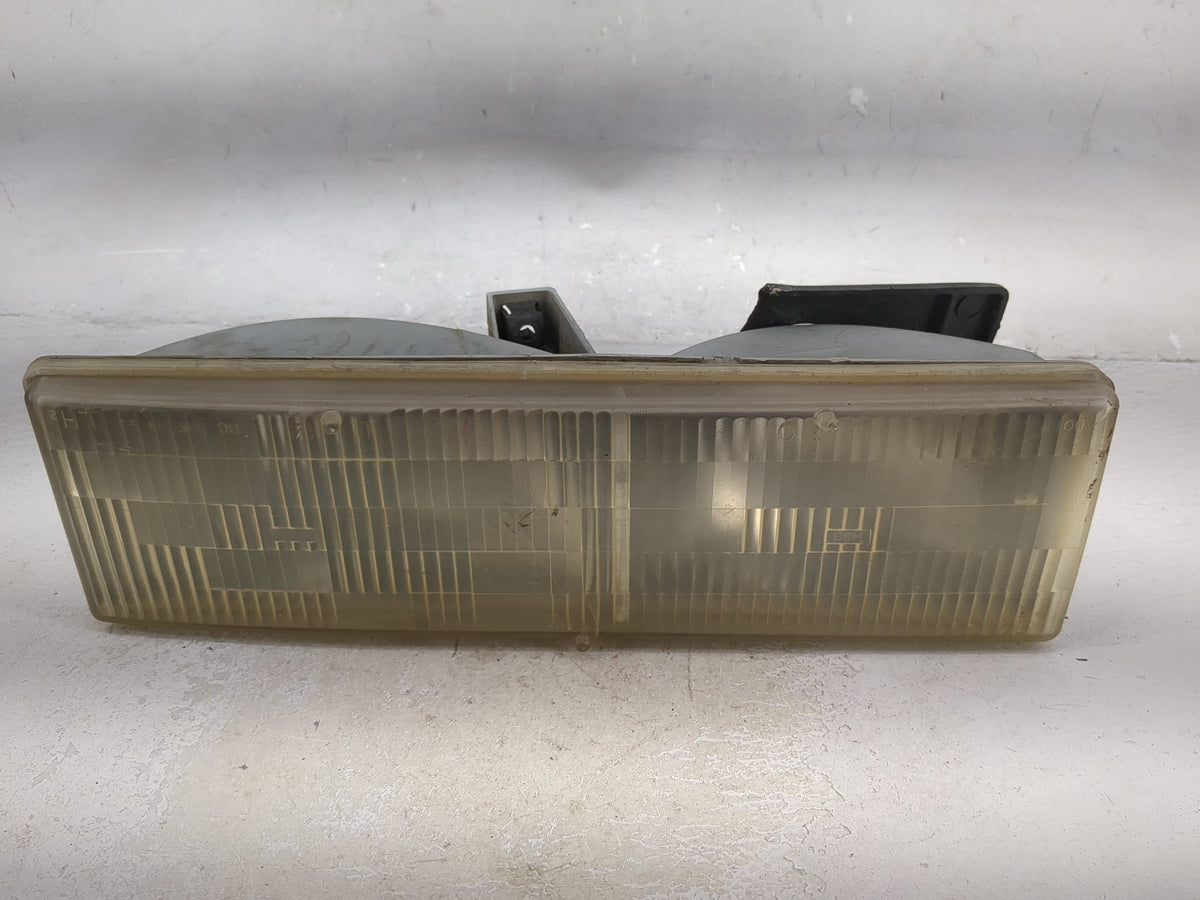 Chevrolet K3500 Driver Left Oem Head Light Headlight Lamp - Oemusedautoparts1.com