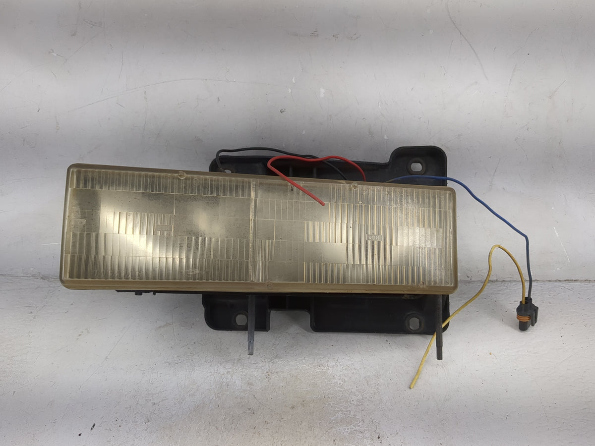 Chevrolet K3500 Passenger Right Oem Head Light Headlight Lamp - Oemusedautoparts1.com