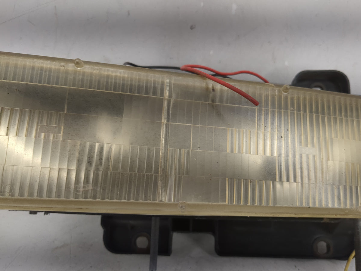 Chevrolet K3500 Passenger Right Oem Head Light Headlight Lamp - Oemusedautoparts1.com