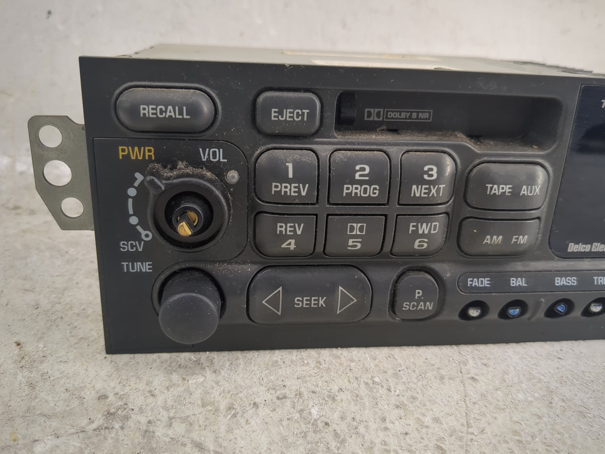0 Chevrolet Lumina Car Radio AM FM Cd Player Receiver Replacement OEM Used Auto Parts - Oemusedautoparts1.com