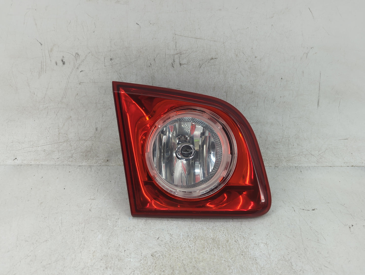2008-2012 Chevrolet Malibu Driver Left Side Deck Lid Mounted Tail Light - Oemusedautoparts1.com
