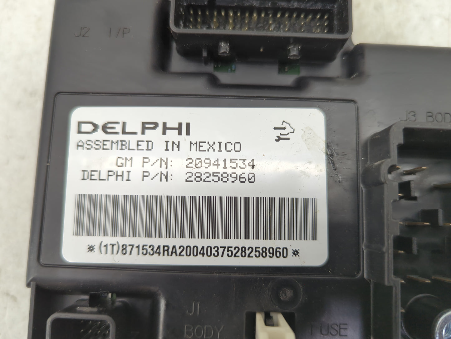 2010-2012 Chevrolet Malibu Body Control Module Bcm Inner Cabin Fuse Box - Oemusedautoparts1.com