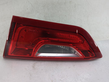 2016 Chevrolet Malibu Passenger Right Side Deck Lid Mounted Tail Light - Oemusedautoparts1.com