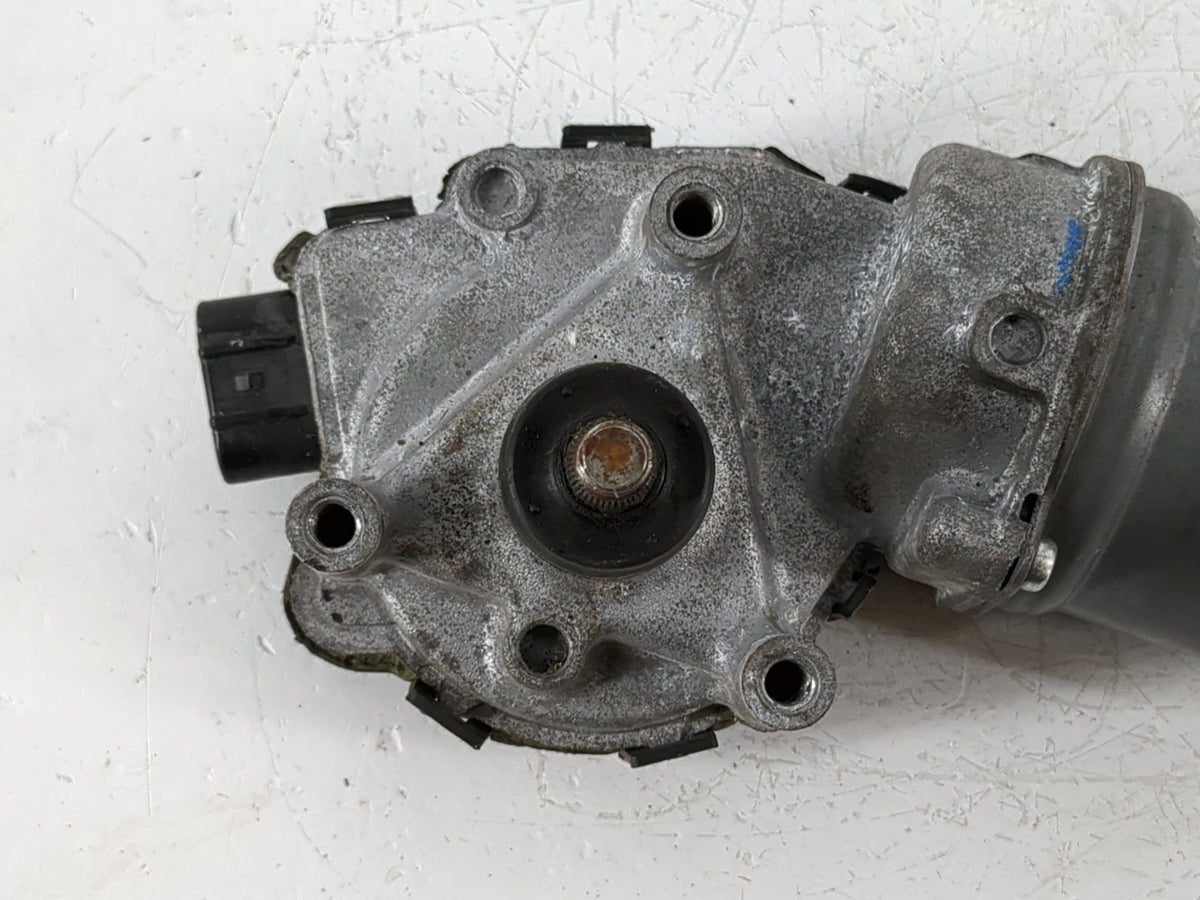 2016-2021 Chevrolet Malibu Front Windshield Wiper Motor Fits Fits 2016 2017 2018 2019 2020 2021 OEM Used Auto Parts - Oemuse