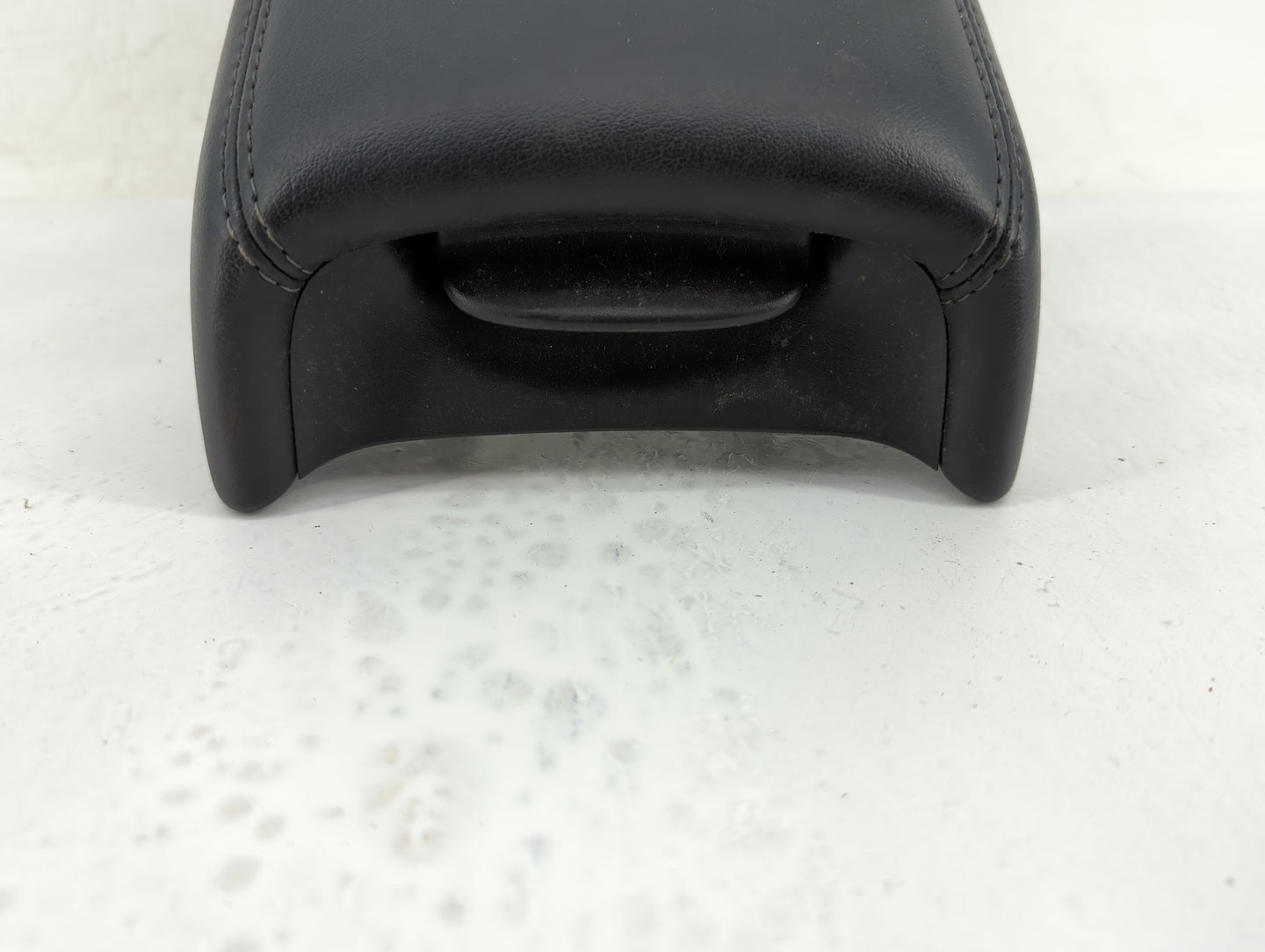 2013 Chevrolet Malibu Center Console Armrest Cover Lid Fits OEM Used Auto Parts - Oemusedautoparts1.com