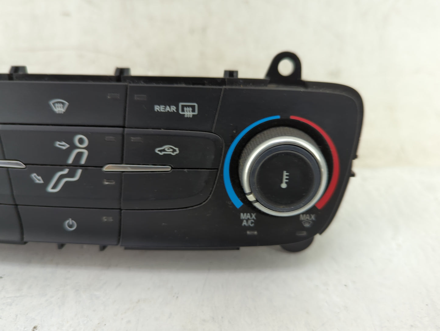 2013-2013 Chevrolet Malibu Body Control Module Bcm Inner Cabin Fuse Box - Oemusedautoparts1.com