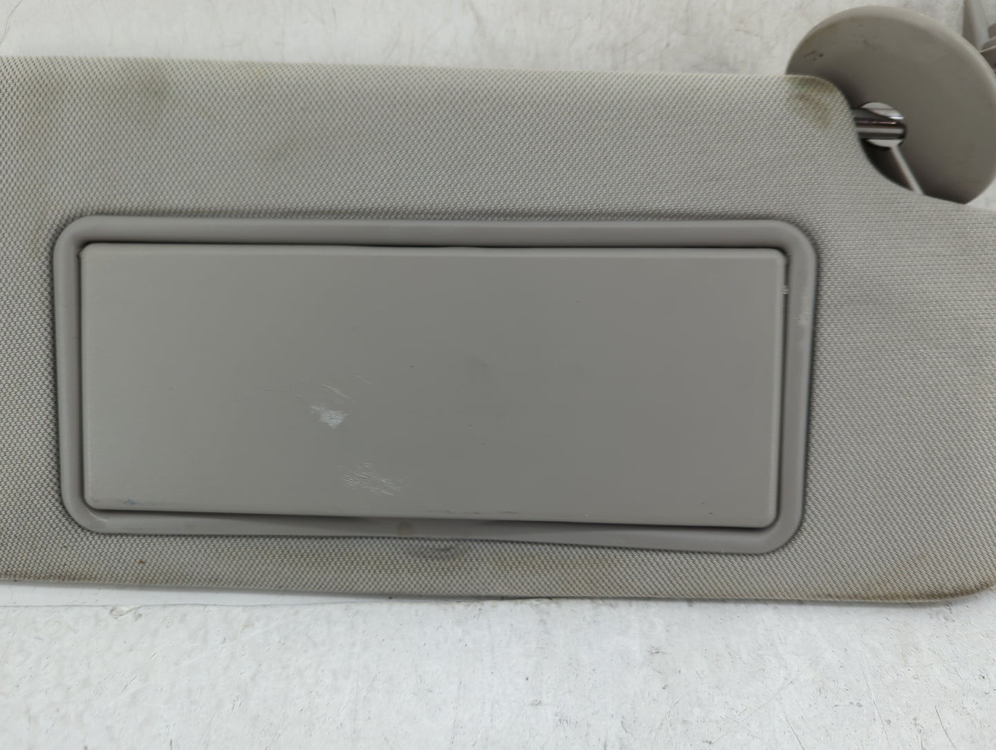2013-2016 Chevrolet Malibu Sun Visor Shade Replacement Passenger Right Mirror Fits Fits 2013 2014 2015 2016 OEM Used Auto Pa