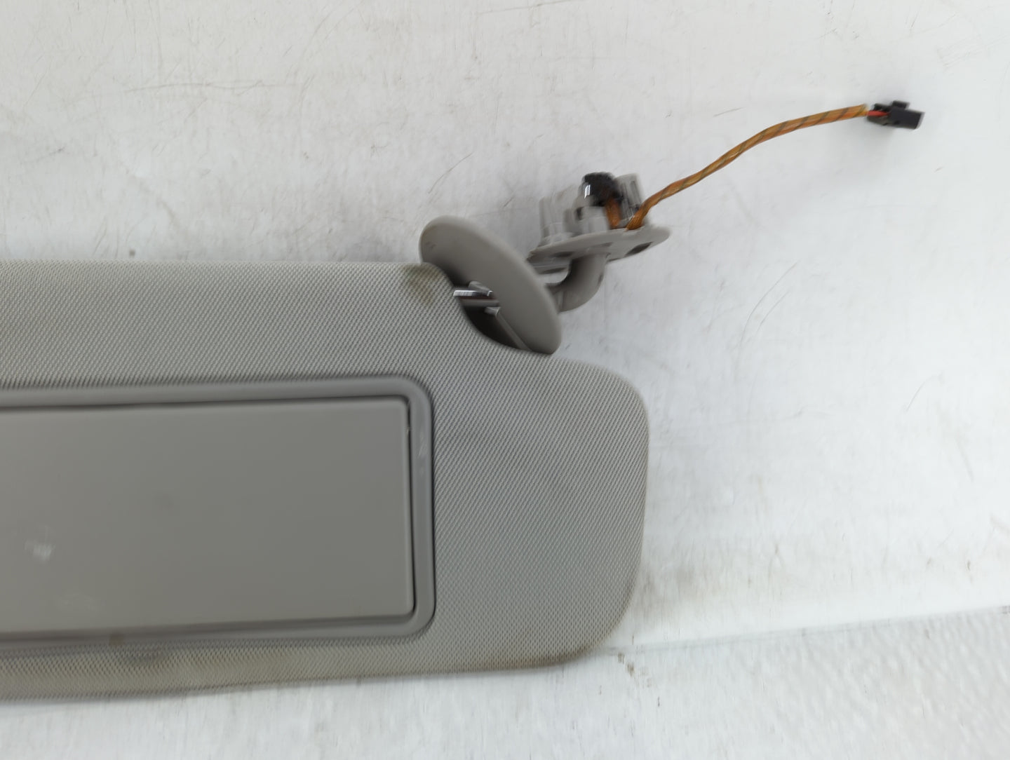 2013-2016 Chevrolet Malibu Sun Visor Shade Replacement Passenger Right Mirror Fits Fits 2013 2014 2015 2016 OEM Used Auto Pa