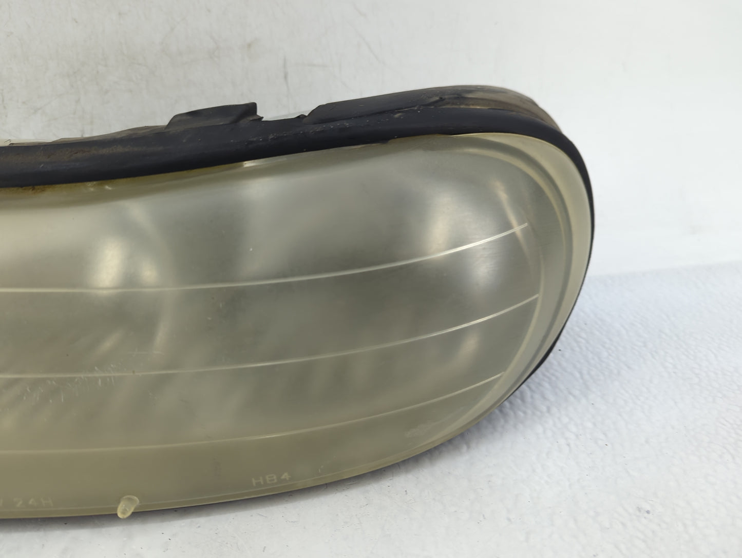 1997-2005 Chevrolet Malibu Passenger Right Oem Head Light Headlight Lamp - Oemusedautoparts1.com