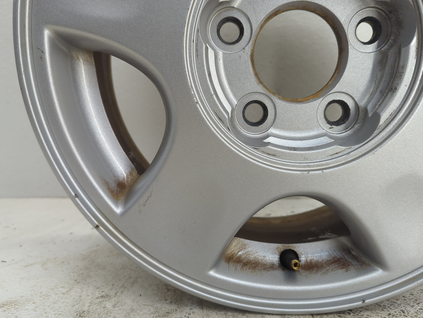 2000-2002 Chevrolet Malibu Oem Wheel Rim 1096383 - Oemusedautoparts1.com