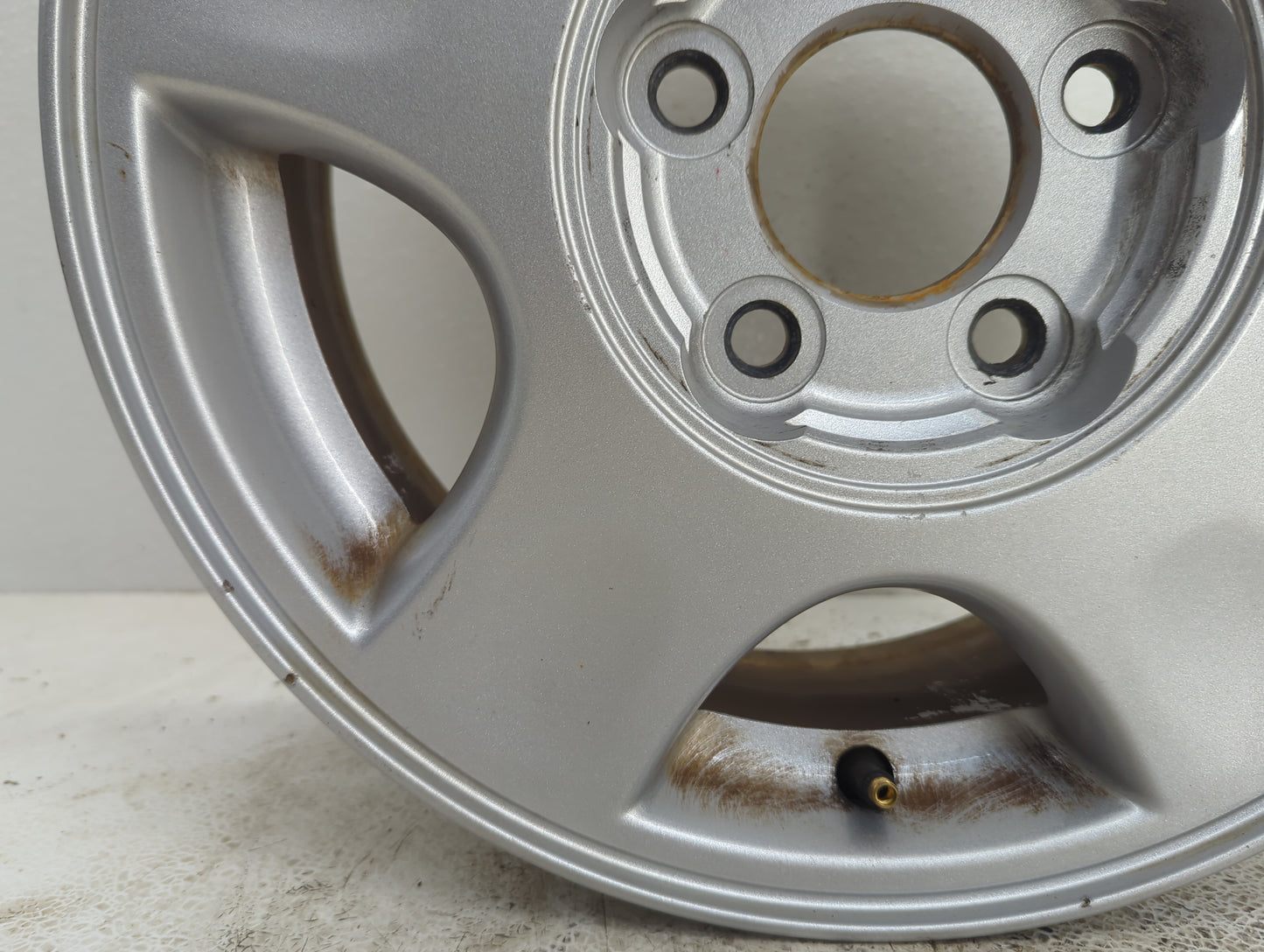 2000-2002 Chevrolet Malibu Oem Wheel Rim 1096383 - Oemusedautoparts1.com