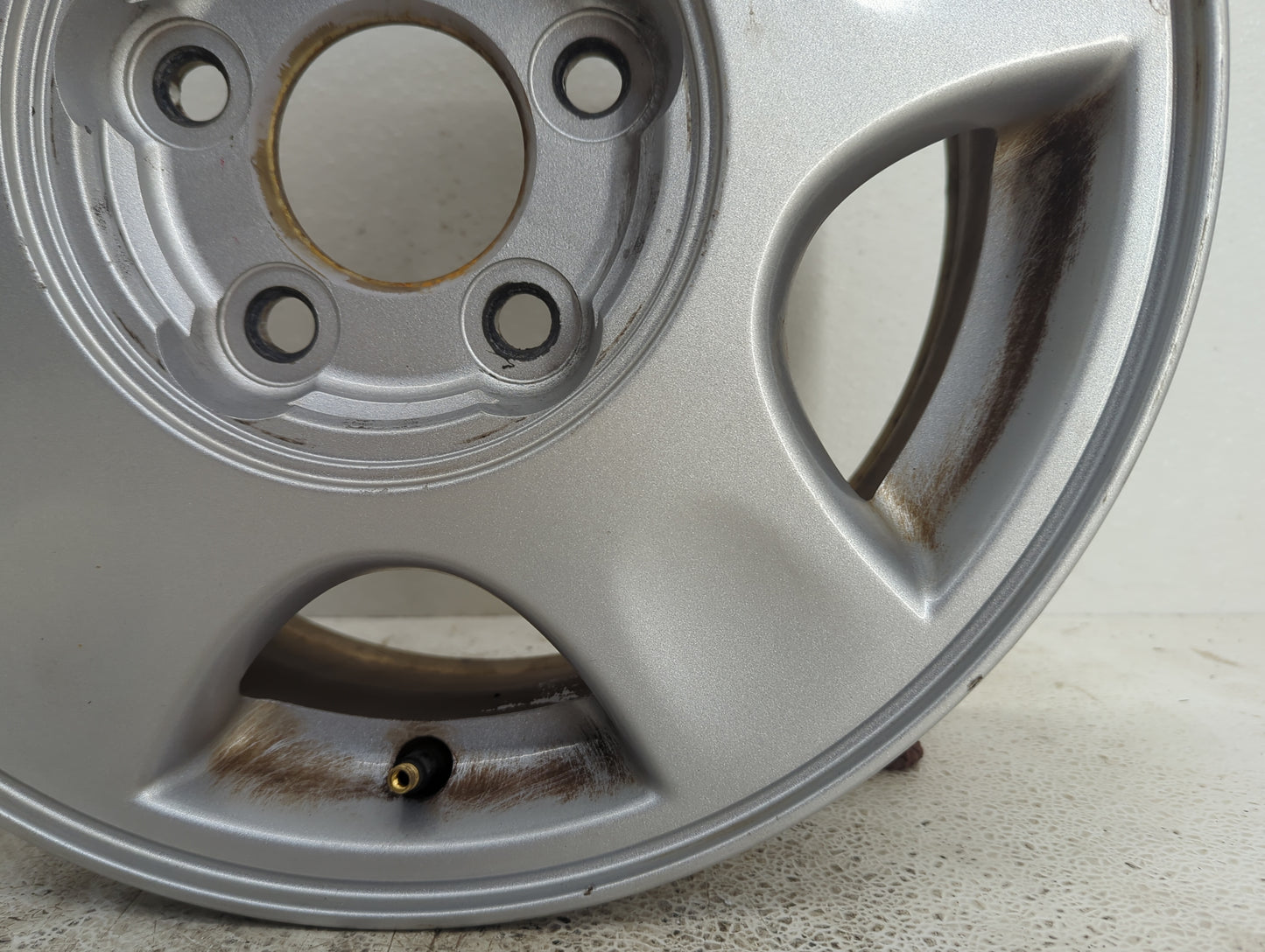 2000-2002 Chevrolet Malibu Oem Wheel Rim 1096383 - Oemusedautoparts1.com