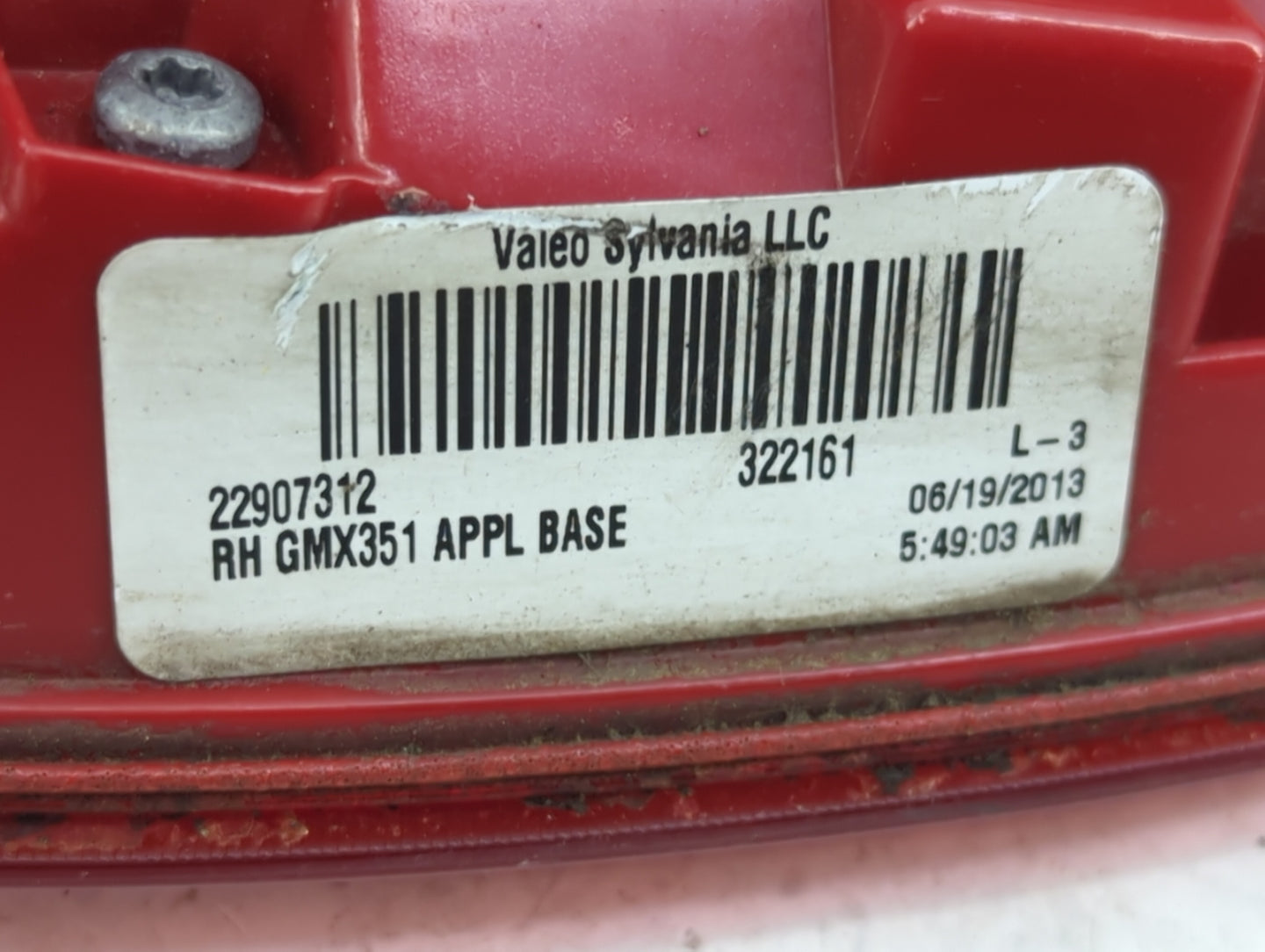 2013 Chevrolet Malibu Passenger Right Side Deck Lid Mounted Tail Light 1099069 - Oemusedautoparts1.com