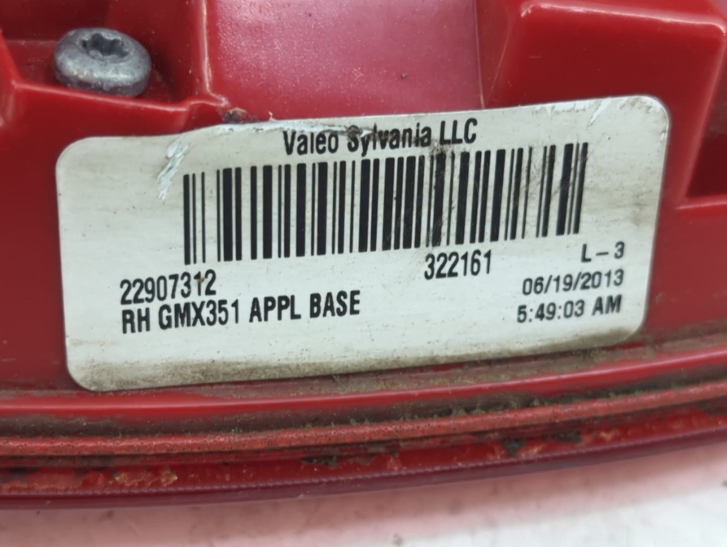 2013 Chevrolet Malibu Passenger Right Side Deck Lid Mounted Tail Light 1099069 - Oemusedautoparts1.com