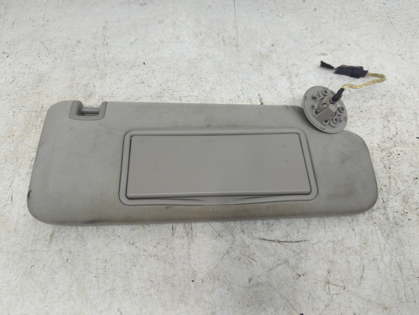 2013-2016 Chevrolet Malibu Sun Visor Shade Replacement Passenger Right Mirror Fits Fits 2013 2014 2015 2016 OEM Used Auto Pa