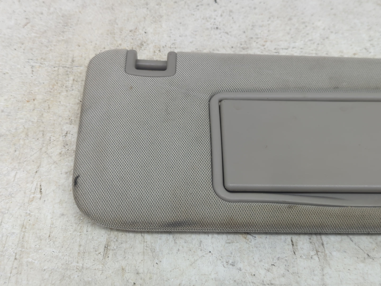 2013-2016 Chevrolet Malibu Sun Visor Shade Replacement Passenger Right Mirror Fits Fits 2013 2014 2015 2016 OEM Used Auto Pa