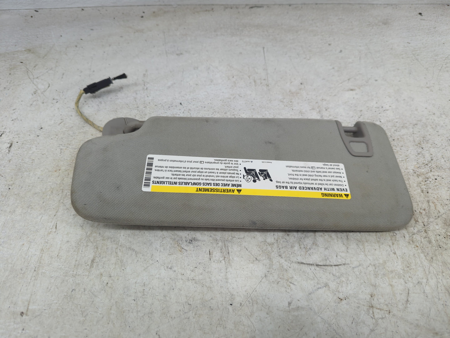 2013-2016 Chevrolet Malibu Sun Visor Shade Replacement Passenger Right Mirror Fits Fits 2013 2014 2015 2016 OEM Used Auto Pa